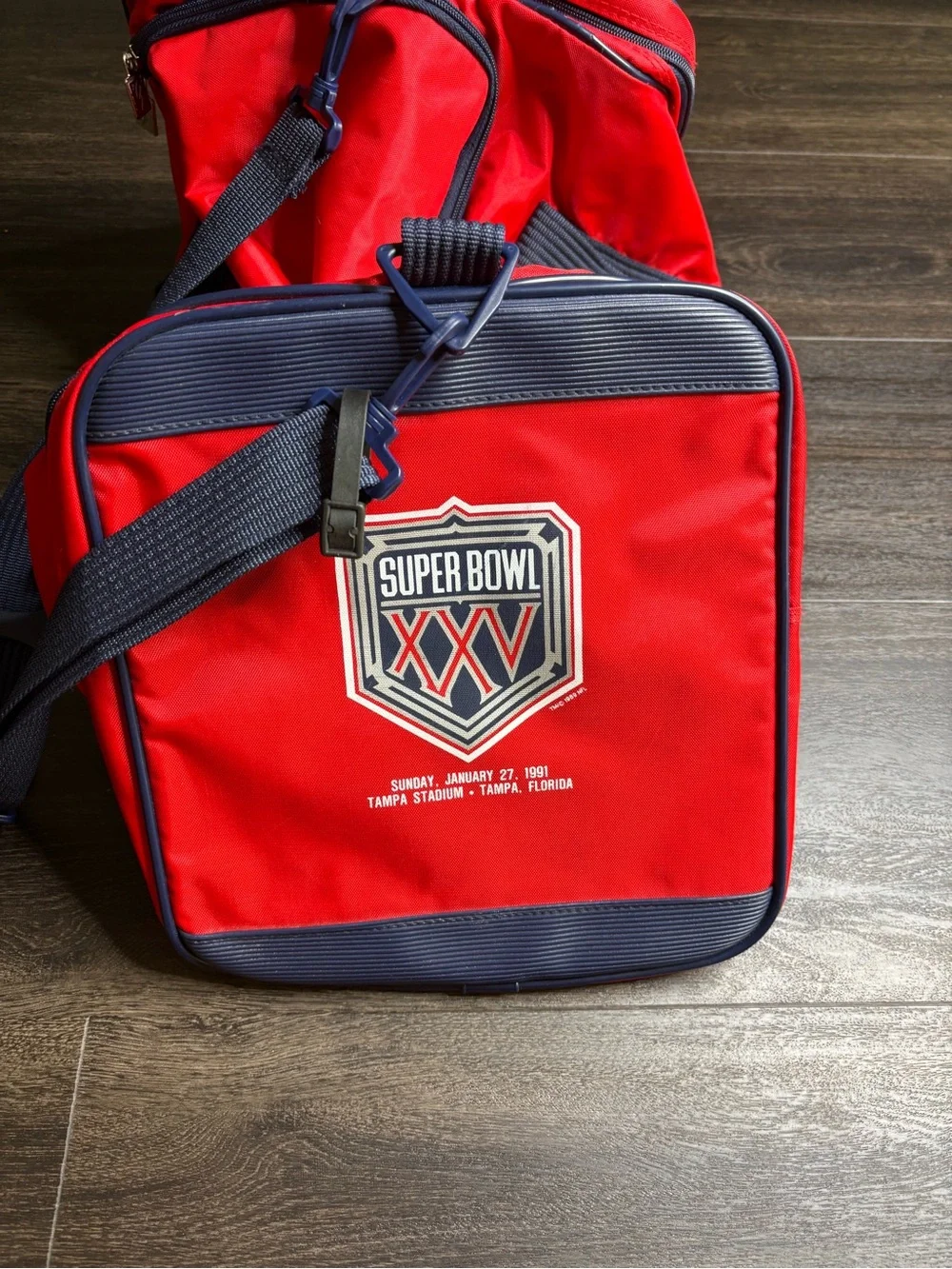 1991 Made by: The Game - SUPER BOWL XXV DUFFLE BAG NFL GIANTS vs. BILLS
